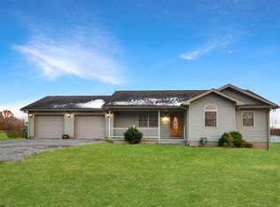 240 Winter Ln, Reedsville, WV 26547