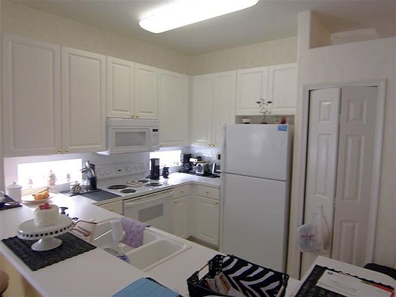 4th image of 3312 NW Willow Creek Dr