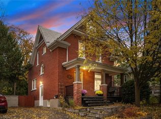 105 Samuel St, Kitchener, ON N2H1P7