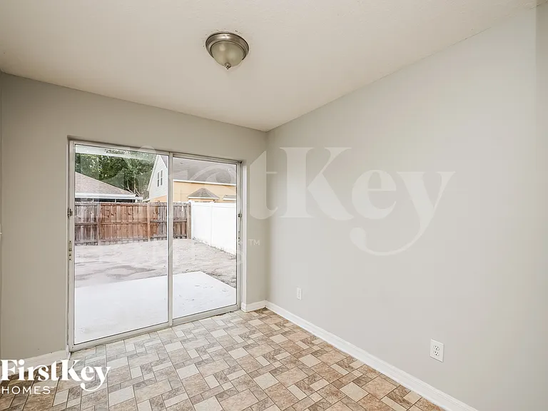 11133 Lakeside Vista Dr — Photo 6
