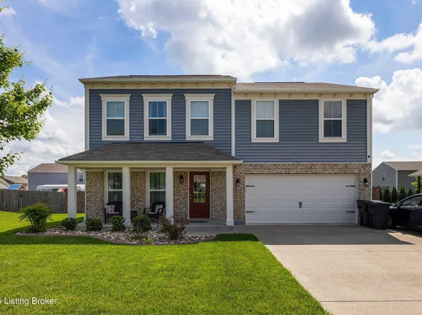 140 Hubbards Crossing Dr, Mount Washington, KY 40047