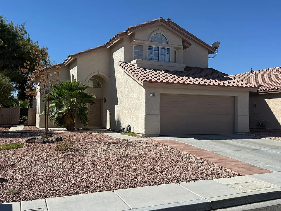 1085 Fan Coral Ave