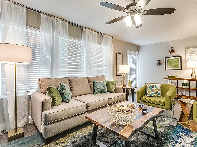 3905 Sheraton Rd — Photo 36