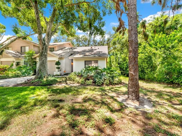 1900 Whispering Way, Tarpon Springs, FL 34689
