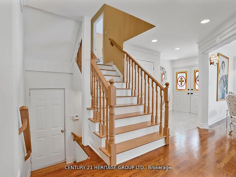 162 Goulding Ave — Photo 37