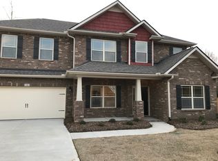 4 Skye Ct, Simpsonville, SC 29680