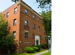 4564 Macarthur Blvd NW APT 103, Washington, DC 20007