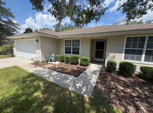 4950 Marsh Harbor Dr, Tavares, FL 32778