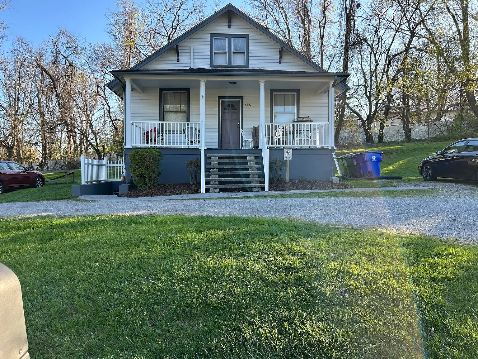 815 Patrick Henry Dr — Photo 2