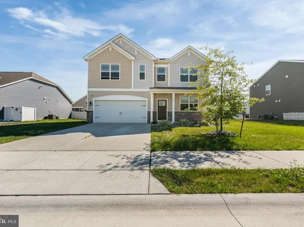 29 Pinyon Ct, Dover, DE 19904