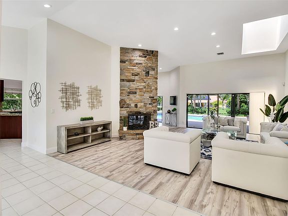 2nd image of 8281 NW 51st Manor