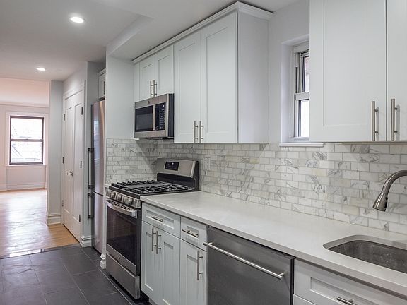 4th image of 148 W 72nd St APT 7