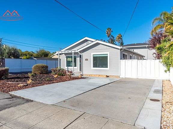 3rd image of 144 Granada Dr #1