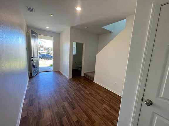 3rd image of 463 Lisbon Pl