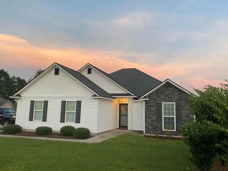 3986 Glen Laurel Dr W — Photo 1