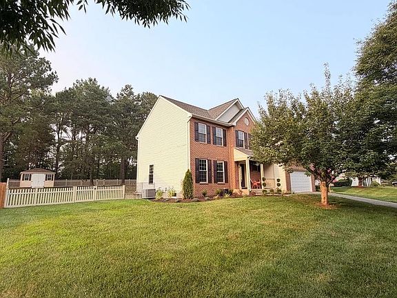 4th image of 2148 Cedar Tree Ln