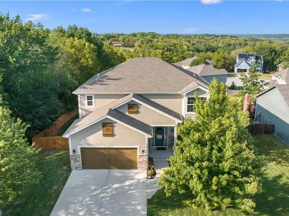 21014 W 72nd Ter, Shawnee, KS 66218