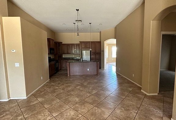 5th image of 1713 E San Carlos Pl