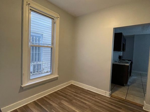 183 Summer Ave #1