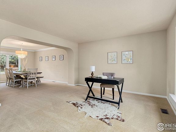 4th image of 5425 Hilldale Ct