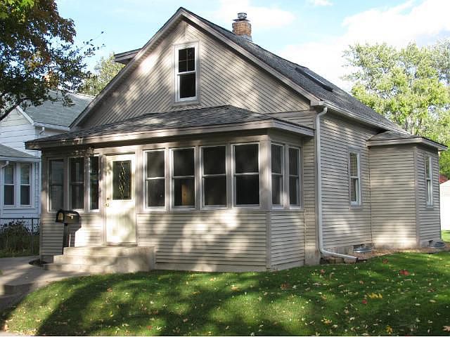 1st image of 3605 38th Ave S