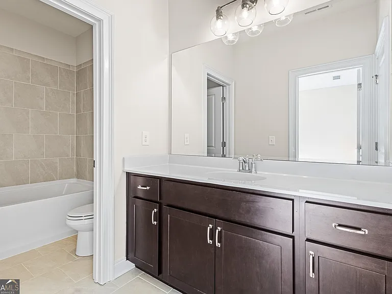 2337 Rover Ct — Photo 10