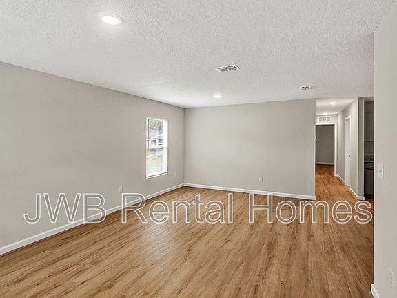 5th image of 555 55th St E