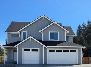 16933 32nd Avenue E, Tacoma, WA