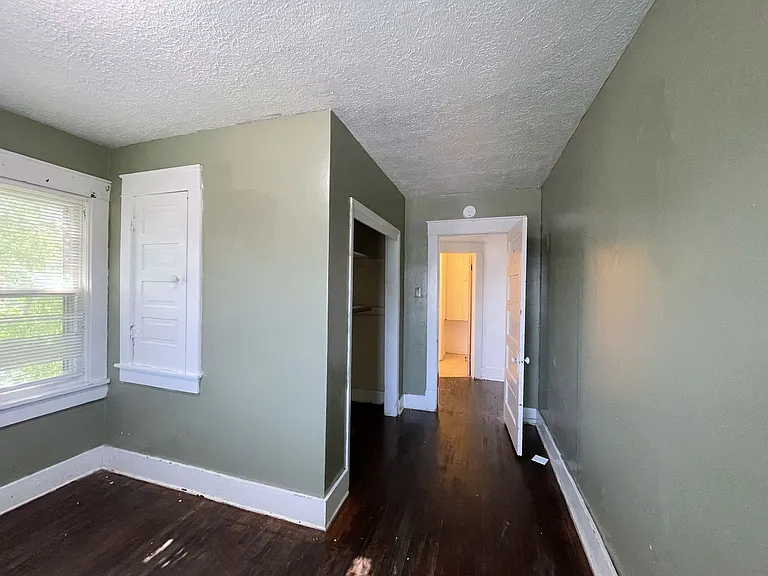 119 W 13th Ave — Photo 9