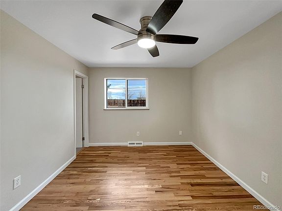 5th image of 4305 E Arapahoe Place