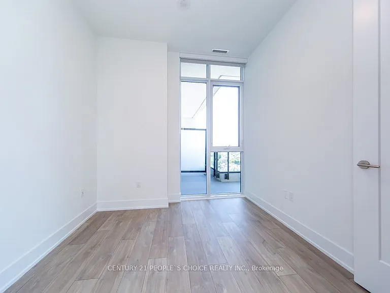 858 Dupont St #Penthouse 32 — Photo 38