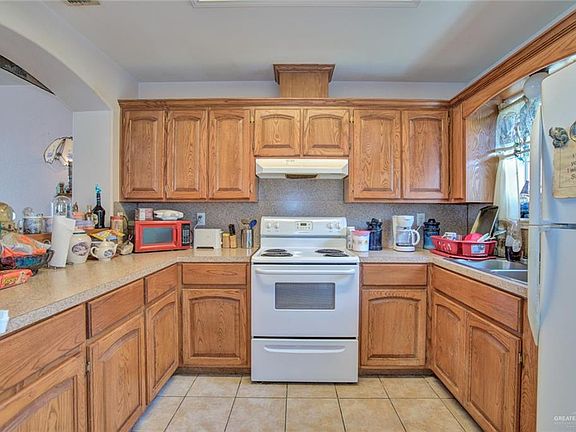 5th image of 1615 Nassau St