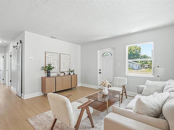 5th image of 1306 DARTMOUTH DRIVE