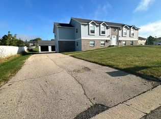 302-308 W Garfield St #306, Mount Horeb, WI 53572