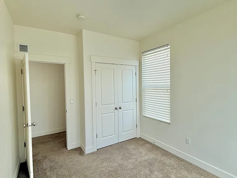 4723 W Daybreak Rim Way — Photo 40