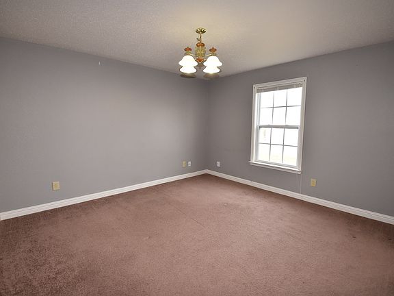 5th image of 1293 Redwood Dr
