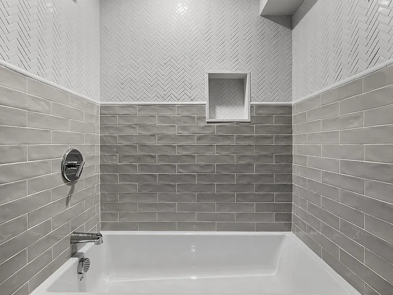 83 Centre St #1 — Photo 15