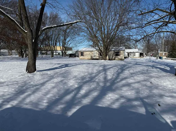 1200 N Indiana Ave #159, Hartford City, IN 47348