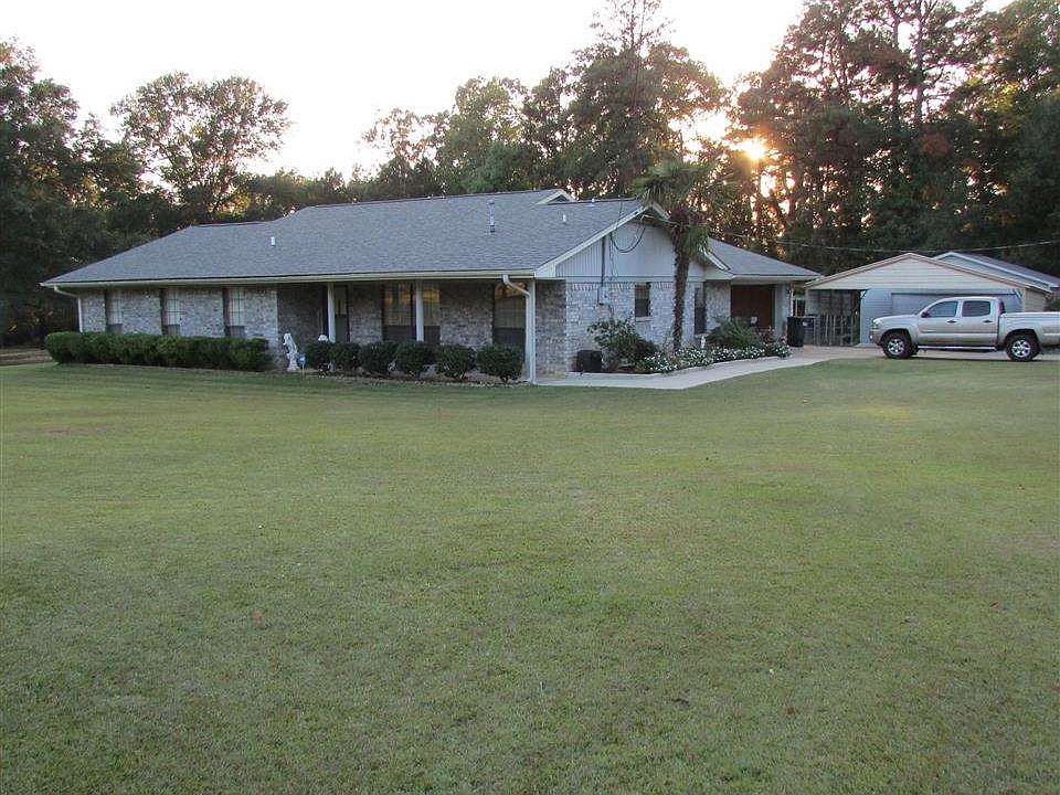 1st image of 7 Smith Dr