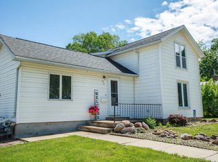 44 Charles City Rd, Nashua, IA 50658