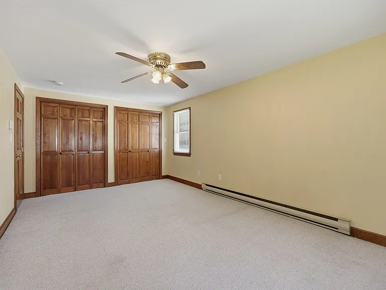 21 Janet Cir #2 — Photo 21