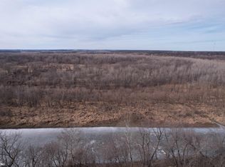 Valley Rd, Keokuk, IA 52632