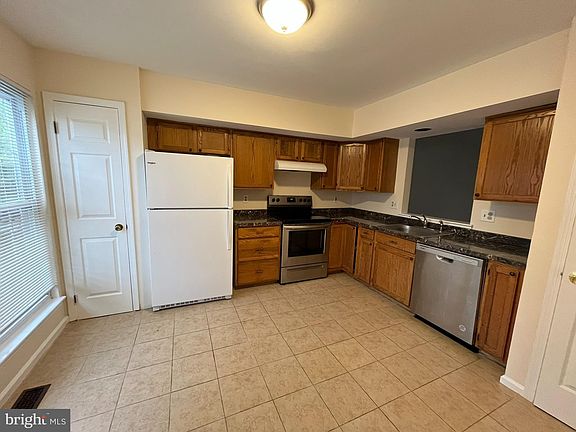 2nd image of 116 Village Dr