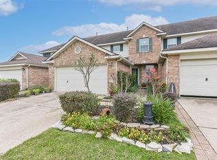 4415 Park Trail Ln, Pasadena, TX 77505