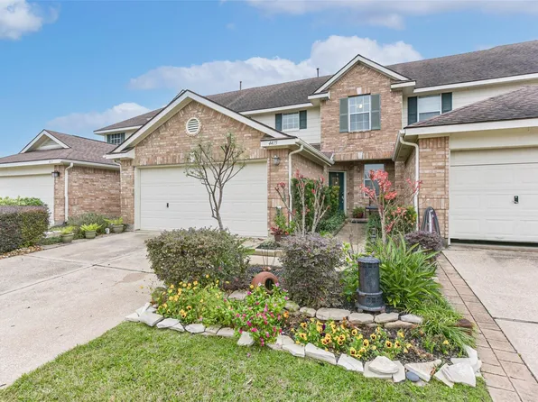 4415 Park Trail Ln, Pasadena, TX 77505