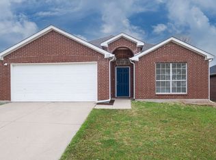 135 Jackson Dr, Terrell, TX 75160