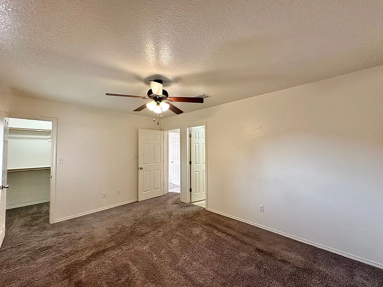 5007 John David Dr — Photo 20