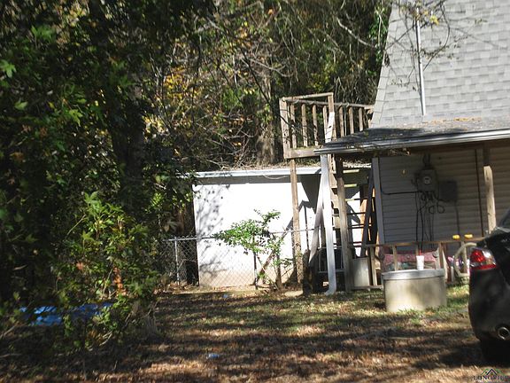 3rd image of 147 Private Road 3297