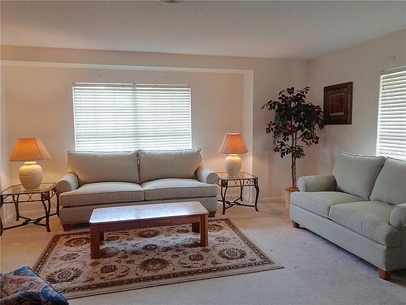 4th image of 945 Golfside Dr