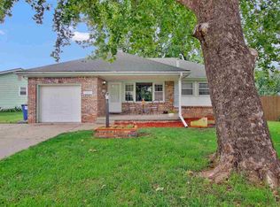 1456 N Community Dr, Derby, KS 67037